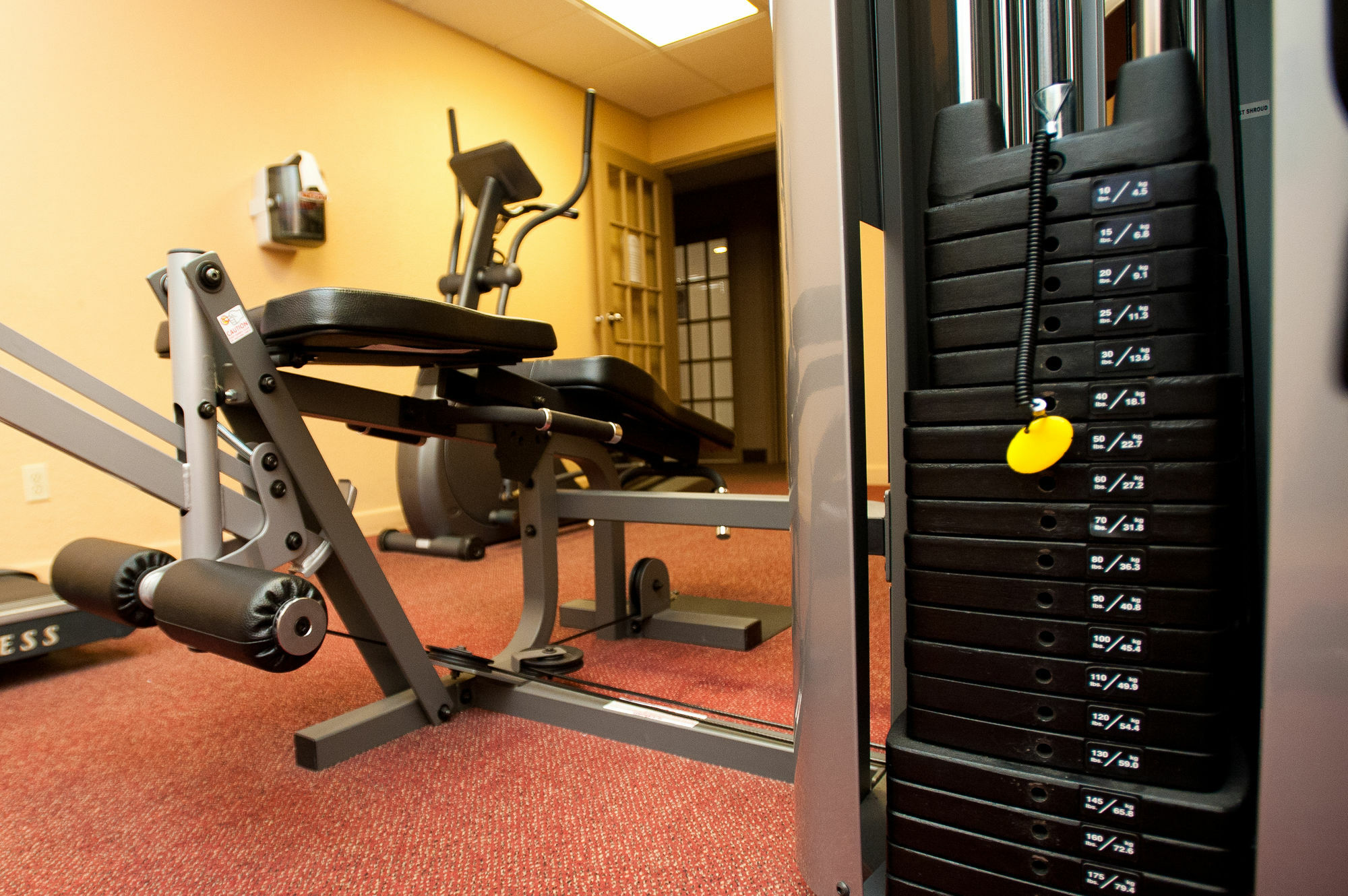 Ramada By Wyndham Topeka Downtown Hotel & Convention Center Екстер'єр фото